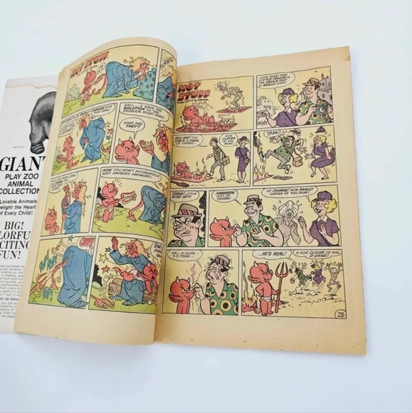 Devil Kids starring Hot Stuff #44 (Harvey Comics) May 1970 - Picture 4 of 10